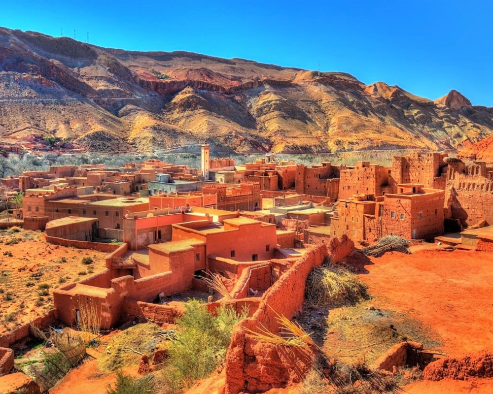 1332213-bou-tharar-village-dades-gorge